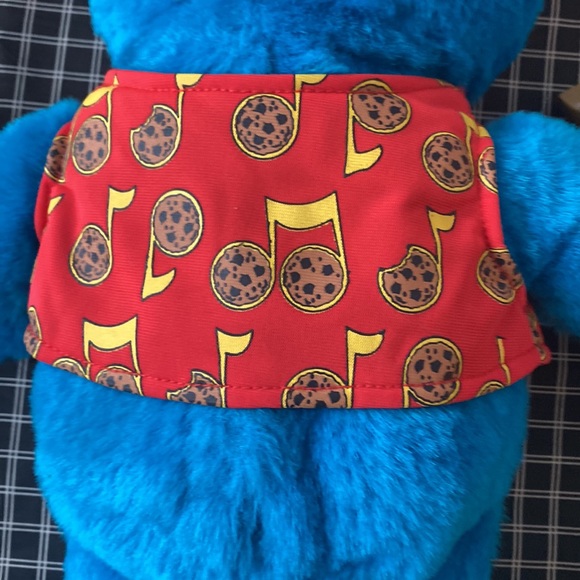 🎺 🎶 Vintage trumpet playing Cookie Monster 🍪 - Picture 8 of 17